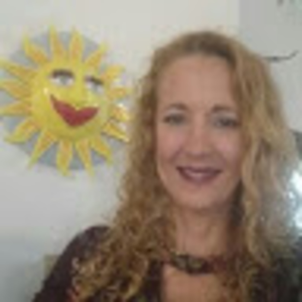 Meet your Posher, Monica